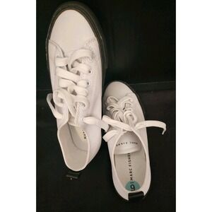 Women Marc Fisher White/Black Souls  Sneakers Size MFLESTY-2 6M NEW